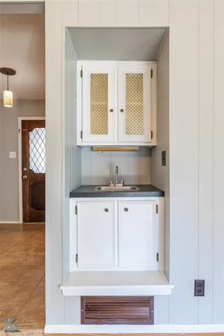 $2,195 | 35 Shepherds Cove, Abilene, TX 79605