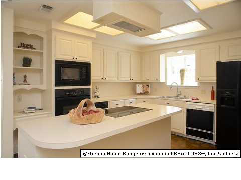 1778 Applewood Road Baton Rouge, LA 70808 - Photo 3 of 32 Gallery Image 3