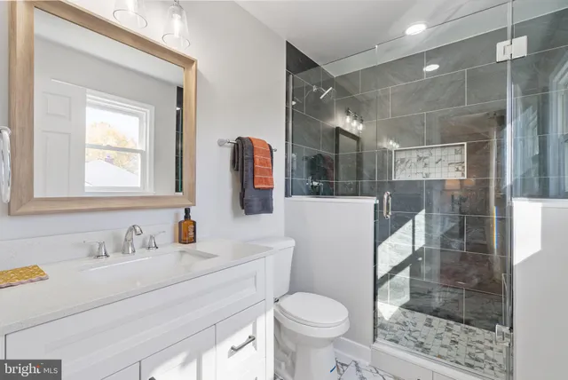 $799,999 | 18816 Stoneyhurst Street, Olney, MD 20832