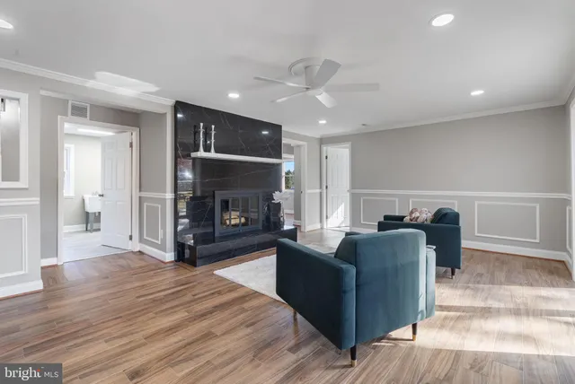 $799,999 | 18816 Stoneyhurst Street, Olney, MD 20832