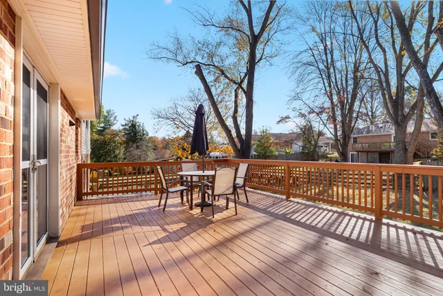 $799,999 | 18816 Stoneyhurst Street, Olney, MD 20832