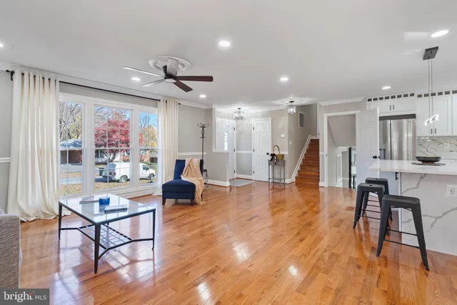 $799,999 | 18816 Stoneyhurst Street, Olney, MD 20832