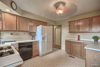4150 Banks Road Bridgeton, MO 63074 - Photo 10 of 33 Gallery Image 10