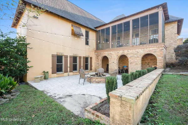 $679,000 | 16 Sunset Circle, Hattiesburg, MS 39402