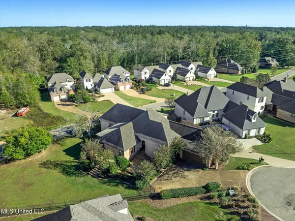 $679,000 | 16 Sunset Circle, Hattiesburg, MS 39402