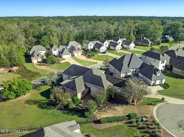 $679,000 | 16 Sunset Circle, Hattiesburg, MS 39402