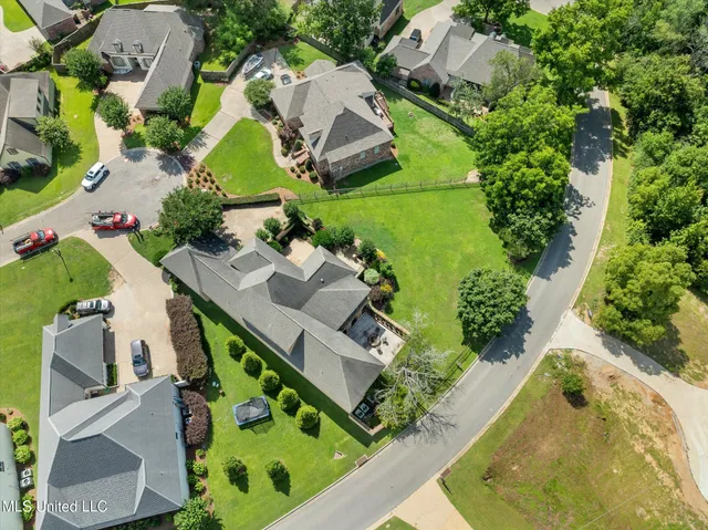 $679,000 | 16 Sunset Circle, Hattiesburg, MS 39402