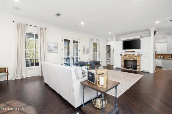 $679,000 | 16 Sunset Circle, Hattiesburg, MS 39402