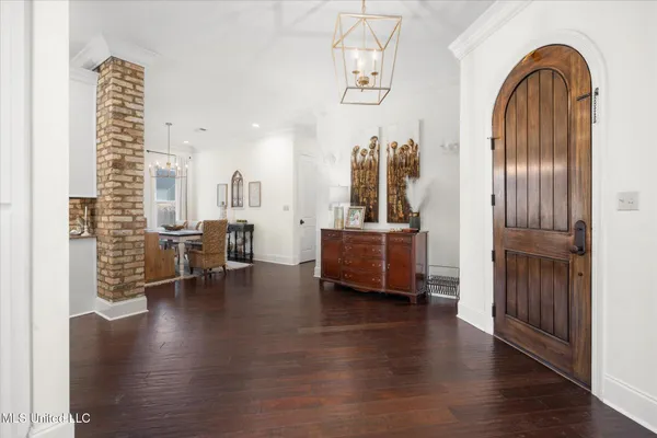 $679,000 | 16 Sunset Circle, Hattiesburg, MS 39402