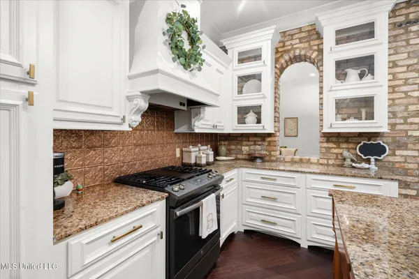 $679,000 | 16 Sunset Circle, Hattiesburg, MS 39402