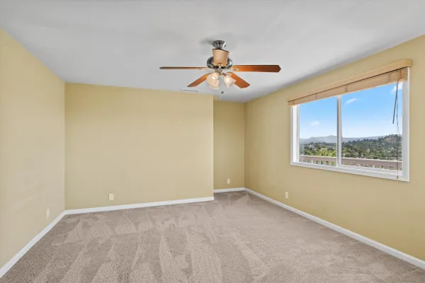 $5,750 | 4258 Summit Drive, La Mesa, CA 91941