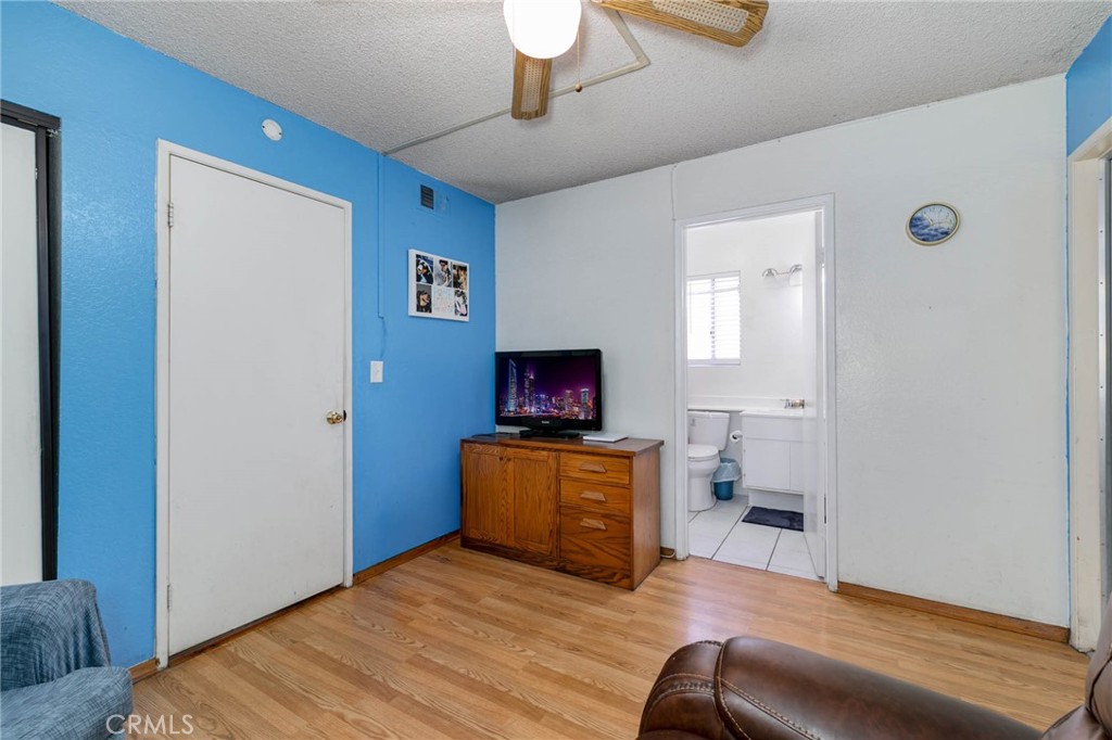 472 South Sherer Place Compton, CA 90220 - Photo 15 of 30