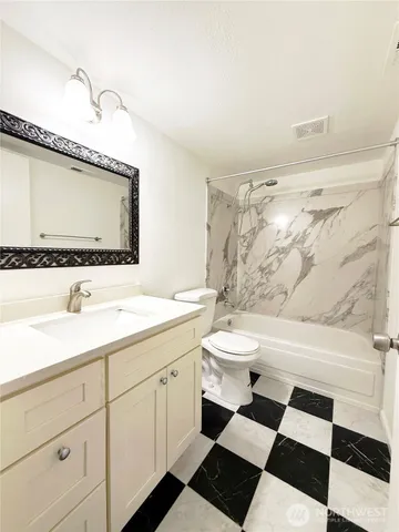 $275,000 | 3513 South 160th Street, Unit B4, SeaTac, WA 98188