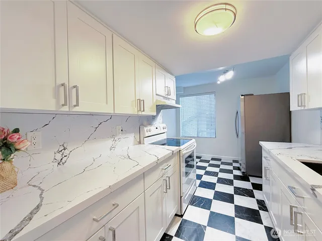 $275,000 | 3513 South 160th Street, Unit B4, SeaTac, WA 98188