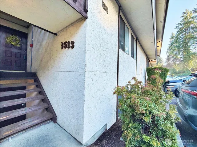 $275,000 | 3513 South 160th Street, Unit B4, SeaTac, WA 98188
