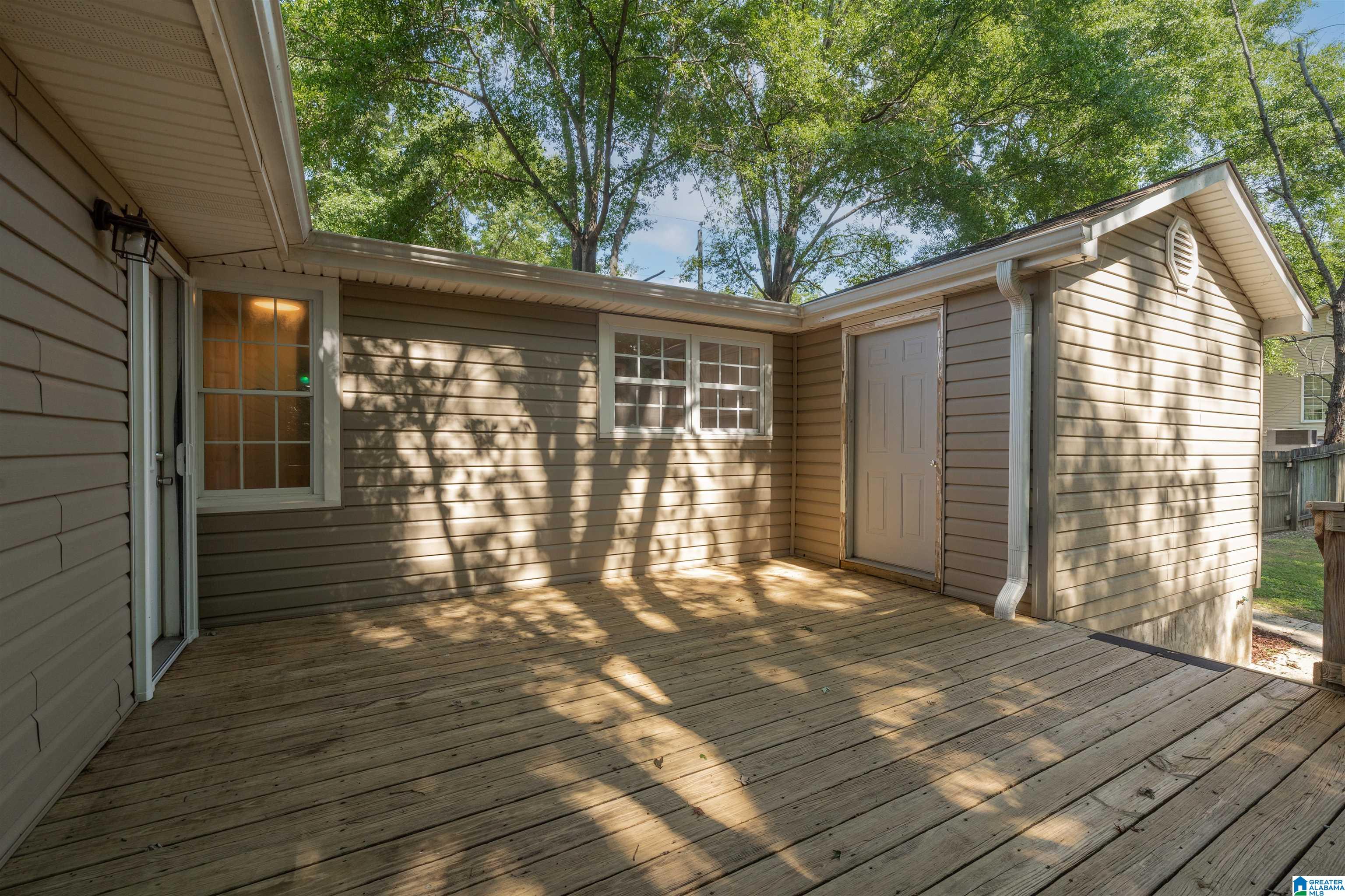 125 Lake Lane Alabaster, AL 35007 - Photo 17 of 39