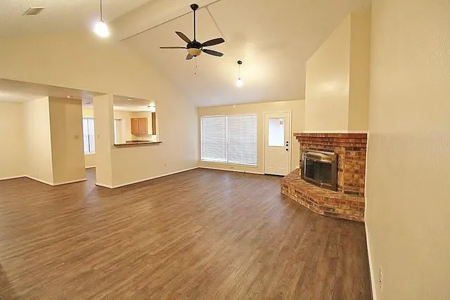 $1,995 | 910 Elliott Drive, Cedar Hill, TX 75104