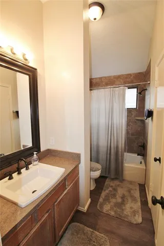 $1,995 | 910 Elliott Drive, Cedar Hill, TX 75104