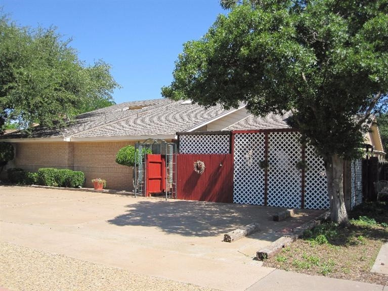 3204 66th Street, Unit A Lubbock, TX 79413 - Photo 2 of 10 Photo 2