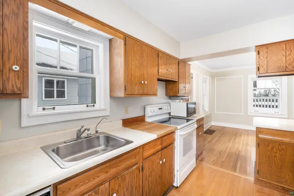 $325,000 | 16 South 25th Avenue East, Duluth, MN 55812