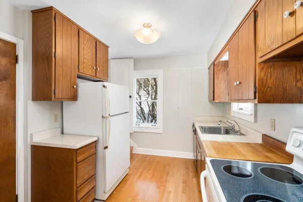 $325,000 | 16 South 25th Avenue East, Duluth, MN 55812