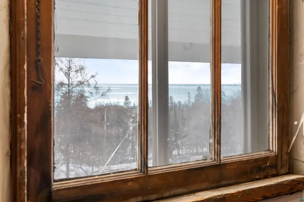 $325,000 | 16 South 25th Avenue East, Duluth, MN 55812