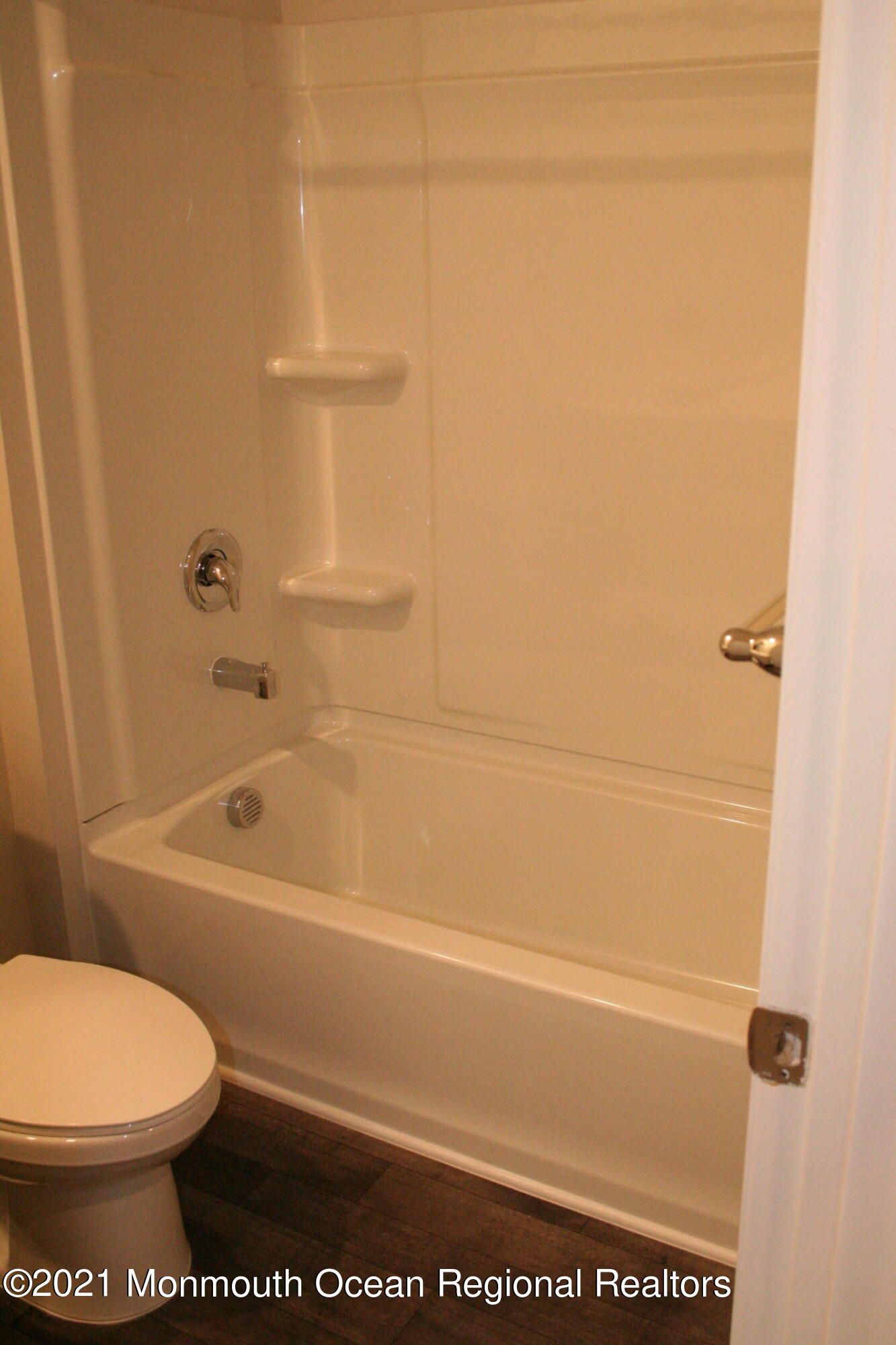 107 Cox Road Barnegat, NJ 08005 - Photo 24 of 44 a bathroom with a toilet and a bath tub