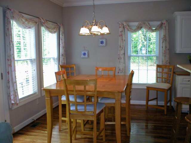 329 West Church Road Easley, SC 29642 - Photo 4 of 9