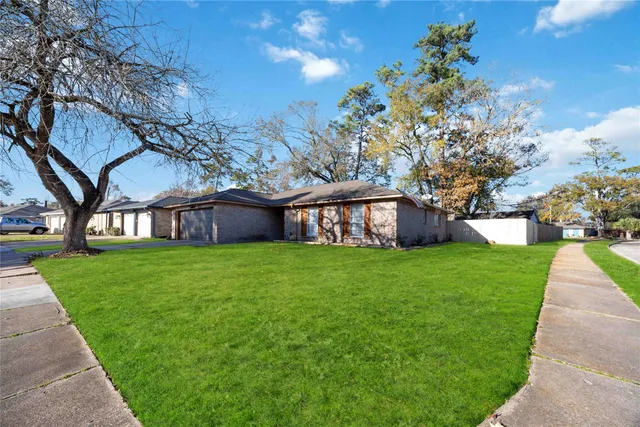 $260,000 | 8335 Buckeye Glen Lane, Humble, TX 77338