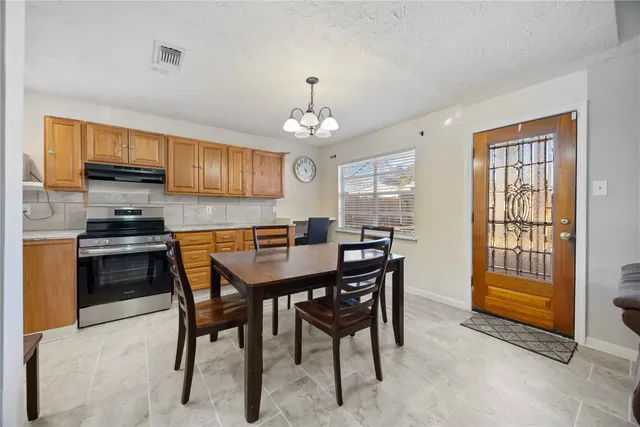 $260,000 | 8335 Buckeye Glen Lane, Humble, TX 77338