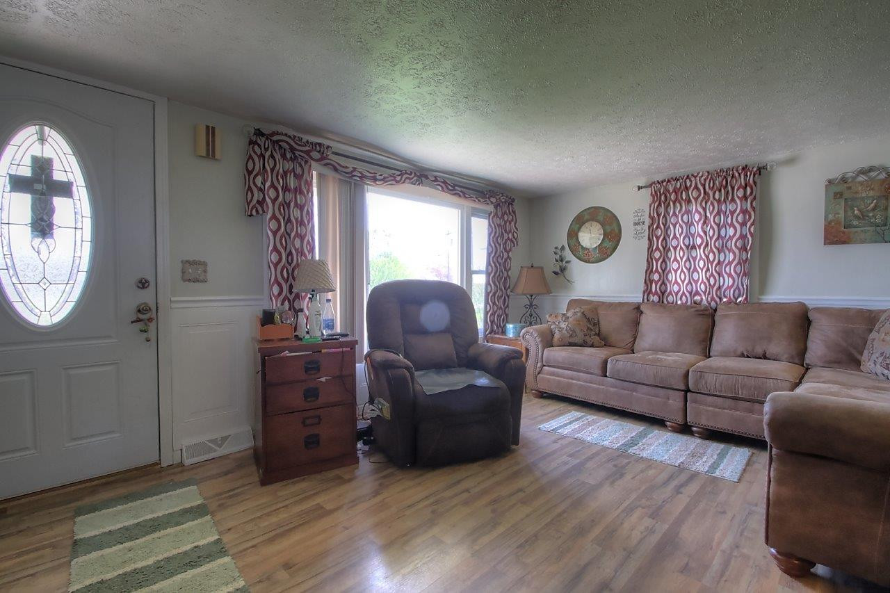 1831 Hawk Creek Road London, KY 40741 - Photo 2 of 22 Photo 2