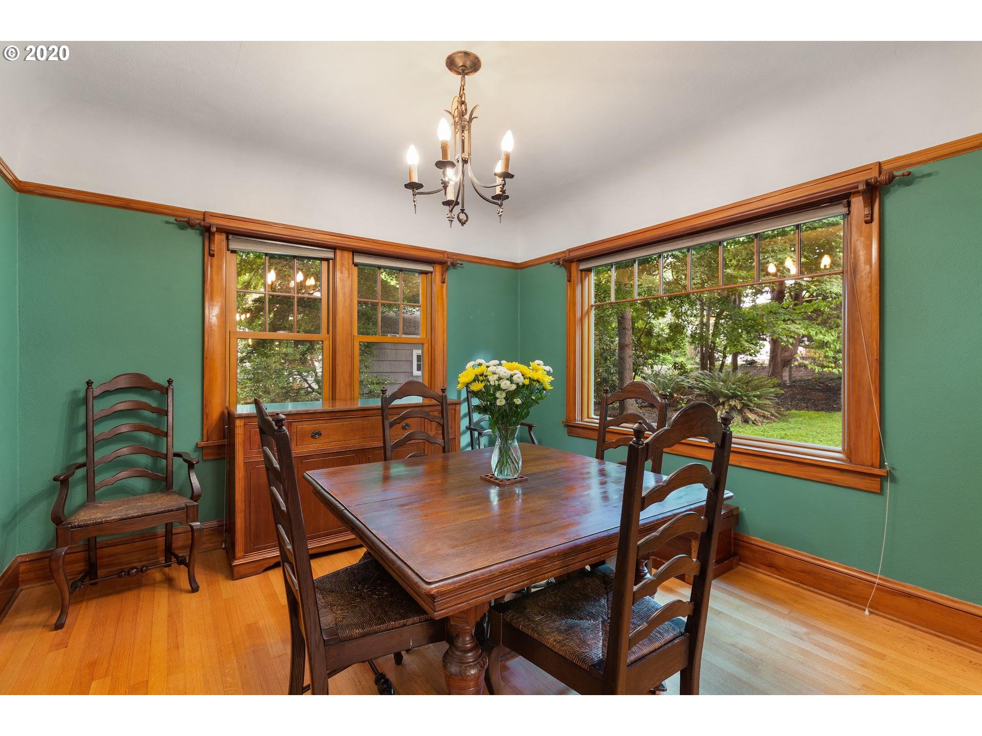 3451 Southwest Canby Street Portland, OR 97219 - Photo 3 of 32 Gallery Image 3