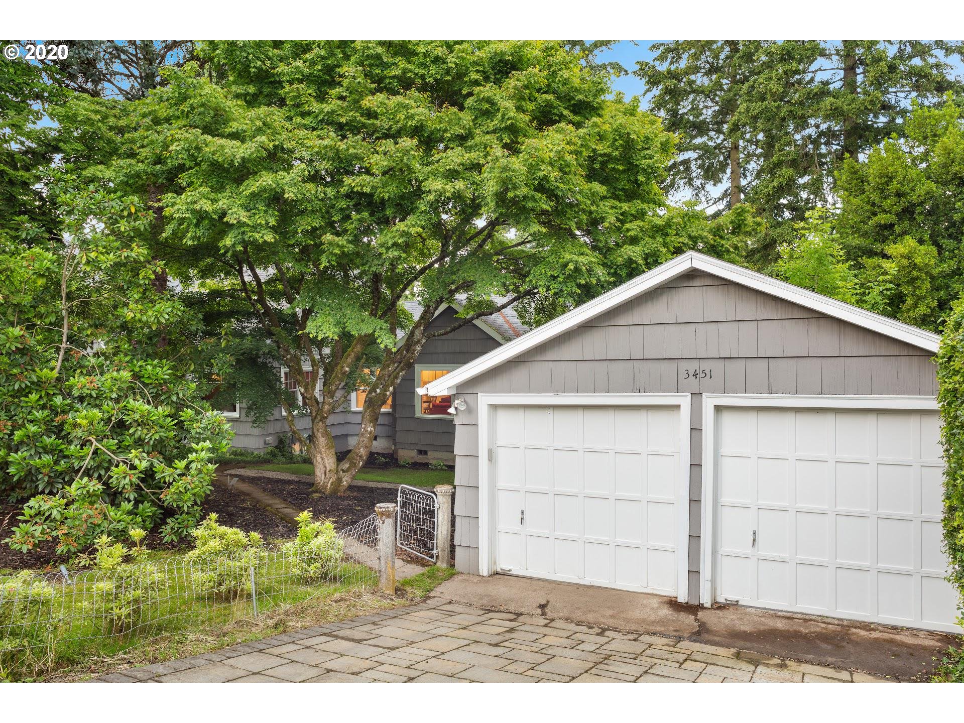 3451 Southwest Canby Street Portland, OR 97219 - Photo 30 of 32 Gallery Image 30