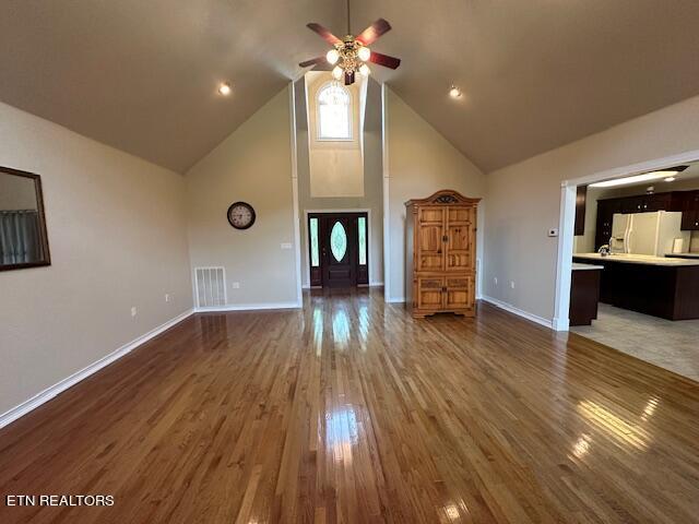 412 Page School Road Pineville, KY 40977 - Photo 22 of 49 living room