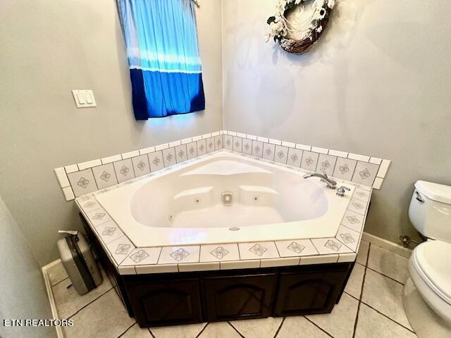 412 Page School Road Pineville, KY 40977 - Photo 41 of 49 Bathroom 1