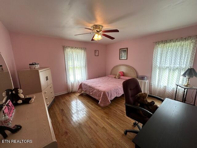 412 Page School Road Pineville, KY 40977 - Photo 43 of 49 Bedroom 2