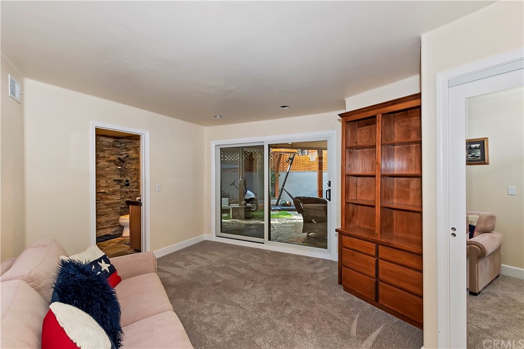 27880 Peninsula Drive North Lake Arrowhead, CA 92352 - Photo 34 of 69