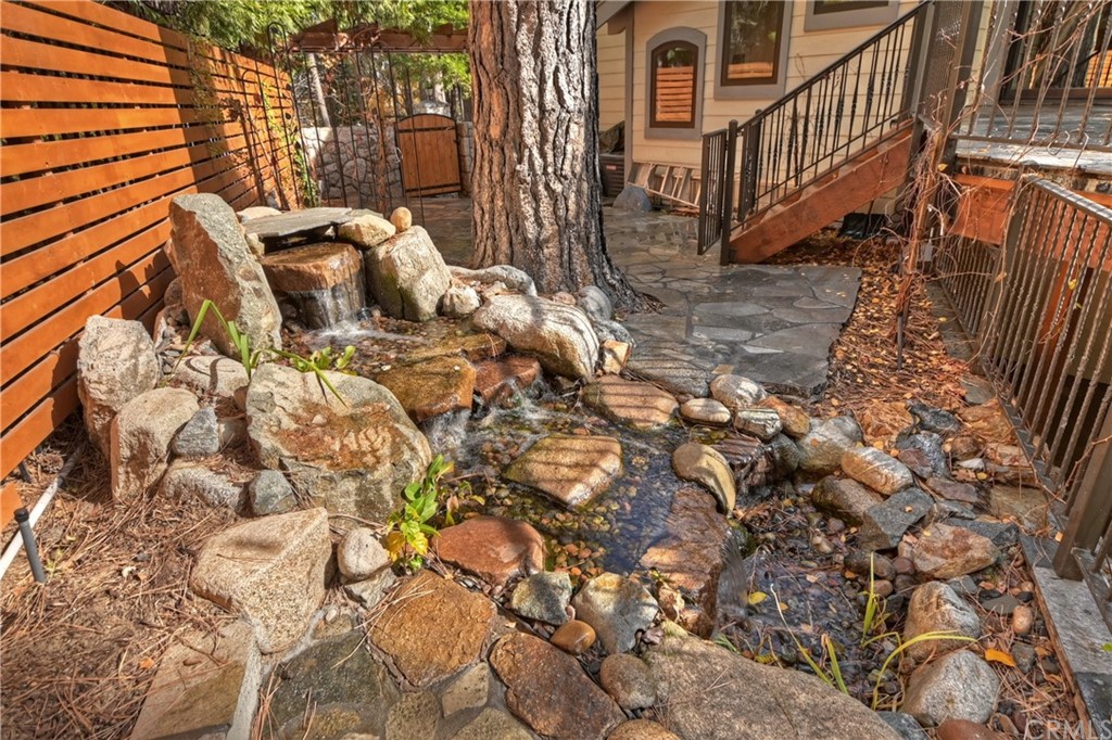 27880 Peninsula Drive North Lake Arrowhead, CA 92352 - Photo 53 of 69