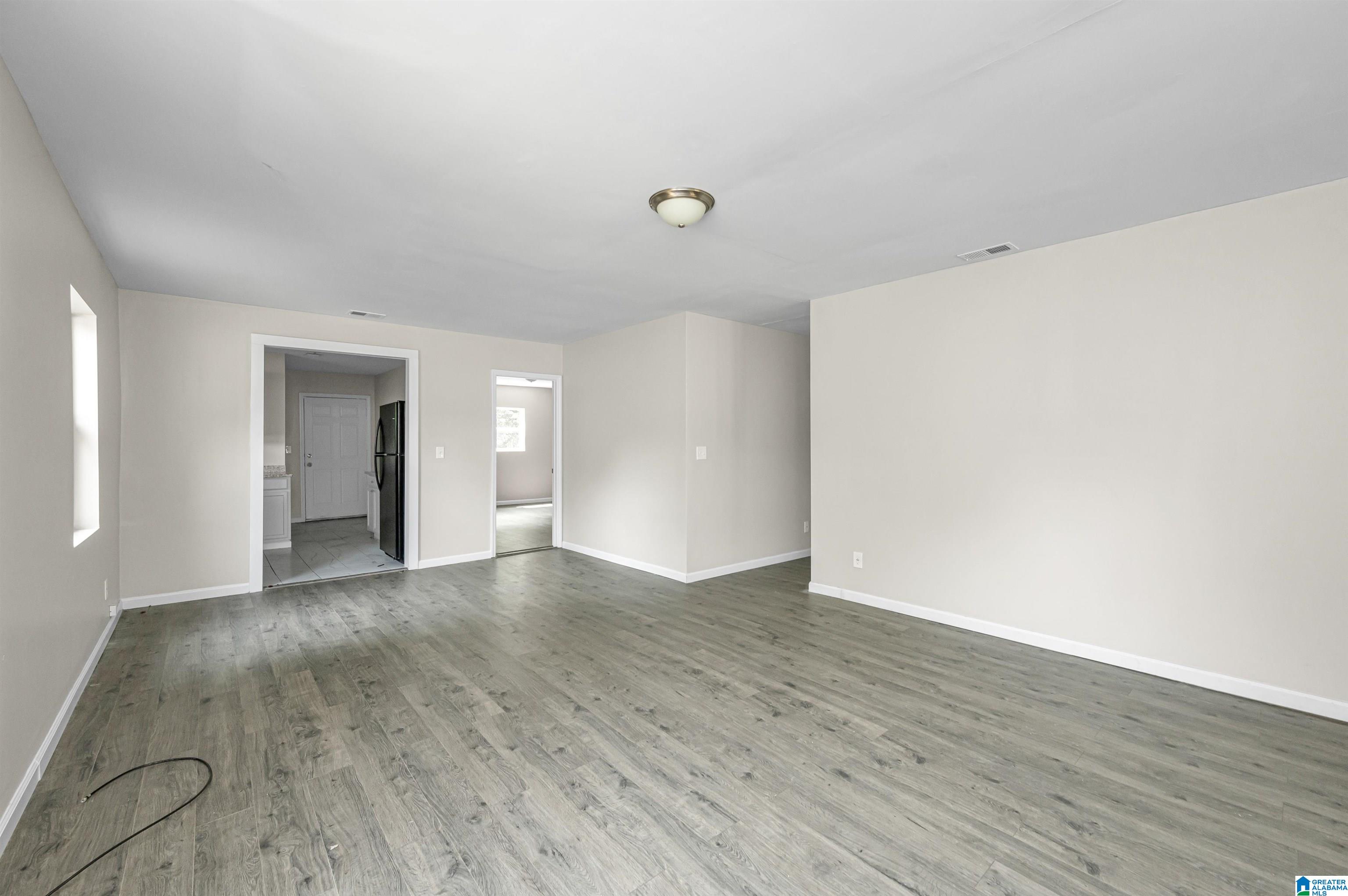 1235 Pineview Road Birmingham, AL 35228 - Photo 9 of 34