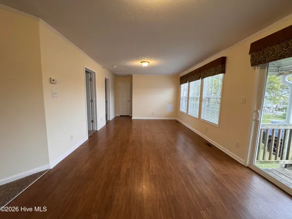 $1,600 | 110 Palmetto Drive, Cedar Point, NC 28584