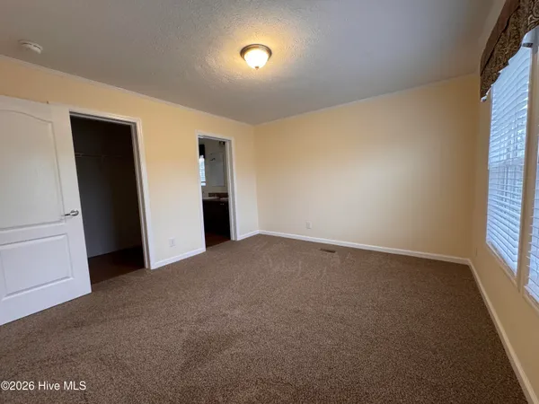 $1,600 | 110 Palmetto Drive, Cedar Point, NC 28584