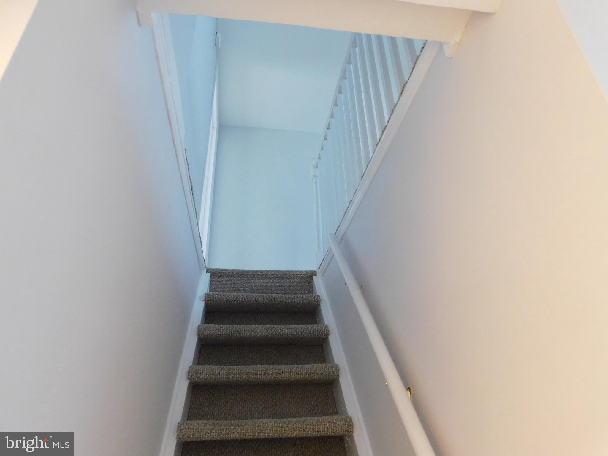 8121 Bullneck Road Baltimore, MD 21222 - Photo 11 of 20 a view of entryway