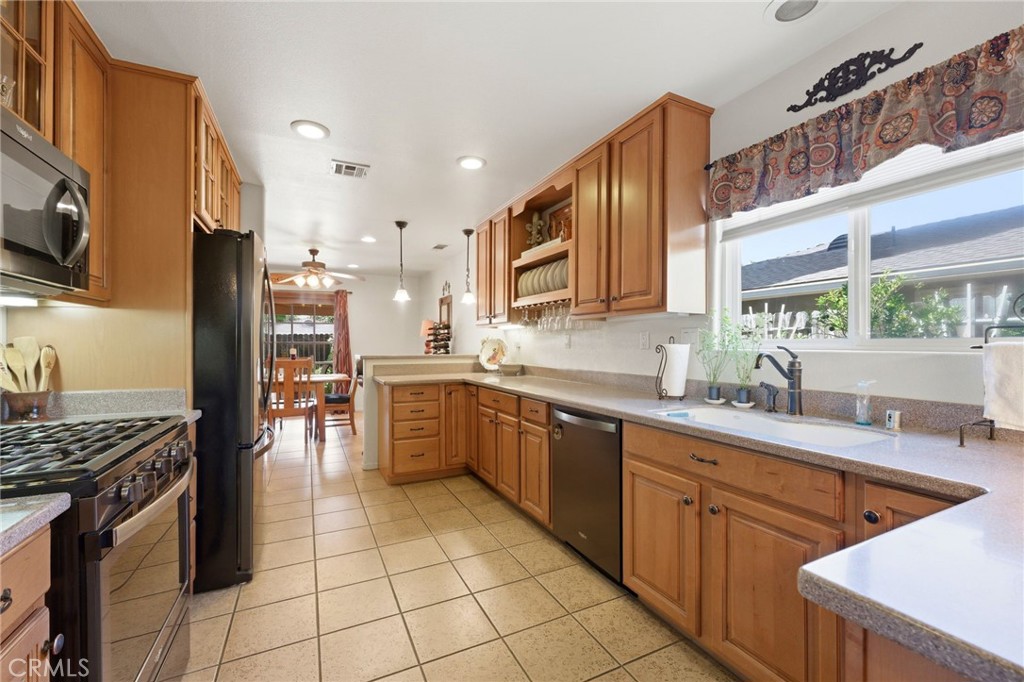 5556 Hardwick Riverside, CA 92504 - Photo 10 of 54