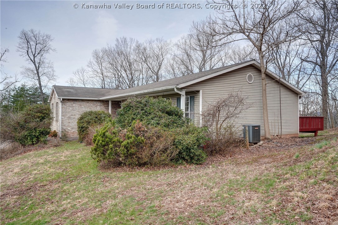 128 Ridgewood Forest Road St. Albans, WV 25177 - Photo 6 of 30 Gallery Image 6