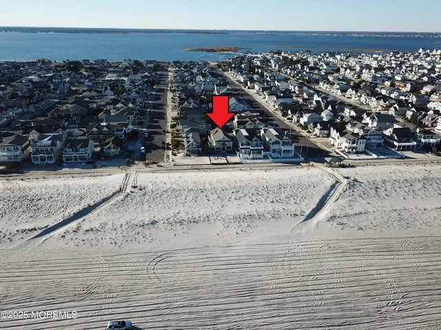 $3,595,000 | 304 Ocean Avenue, Lavallette, NJ 08735