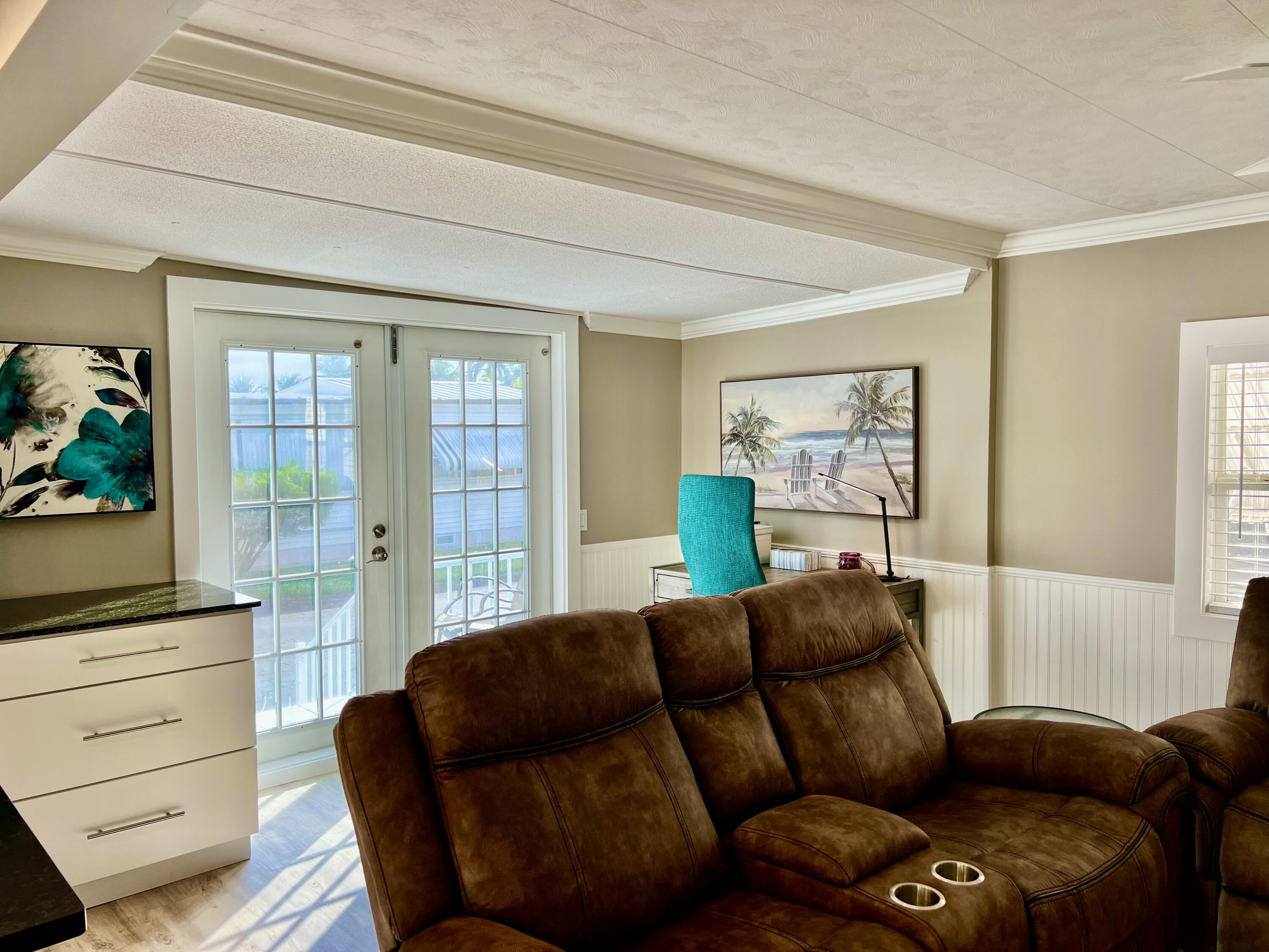 1554 South 33rd Road Hollywood, FL 33021 - Photo 6 of 40 IMG_8023