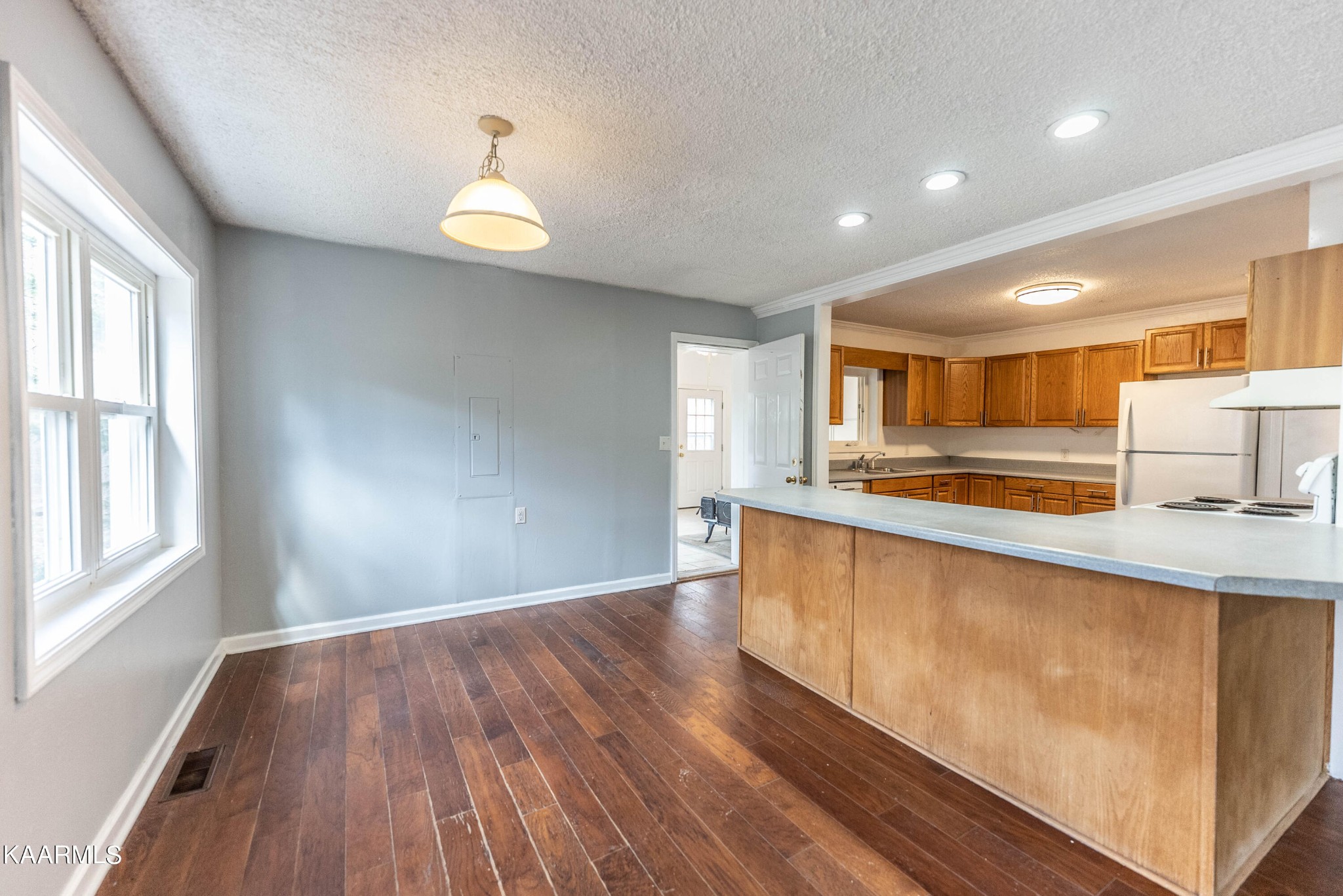 190 Rogers Road Crossville, TN 38571 - Photo 4 of 44 Gallery Image 4