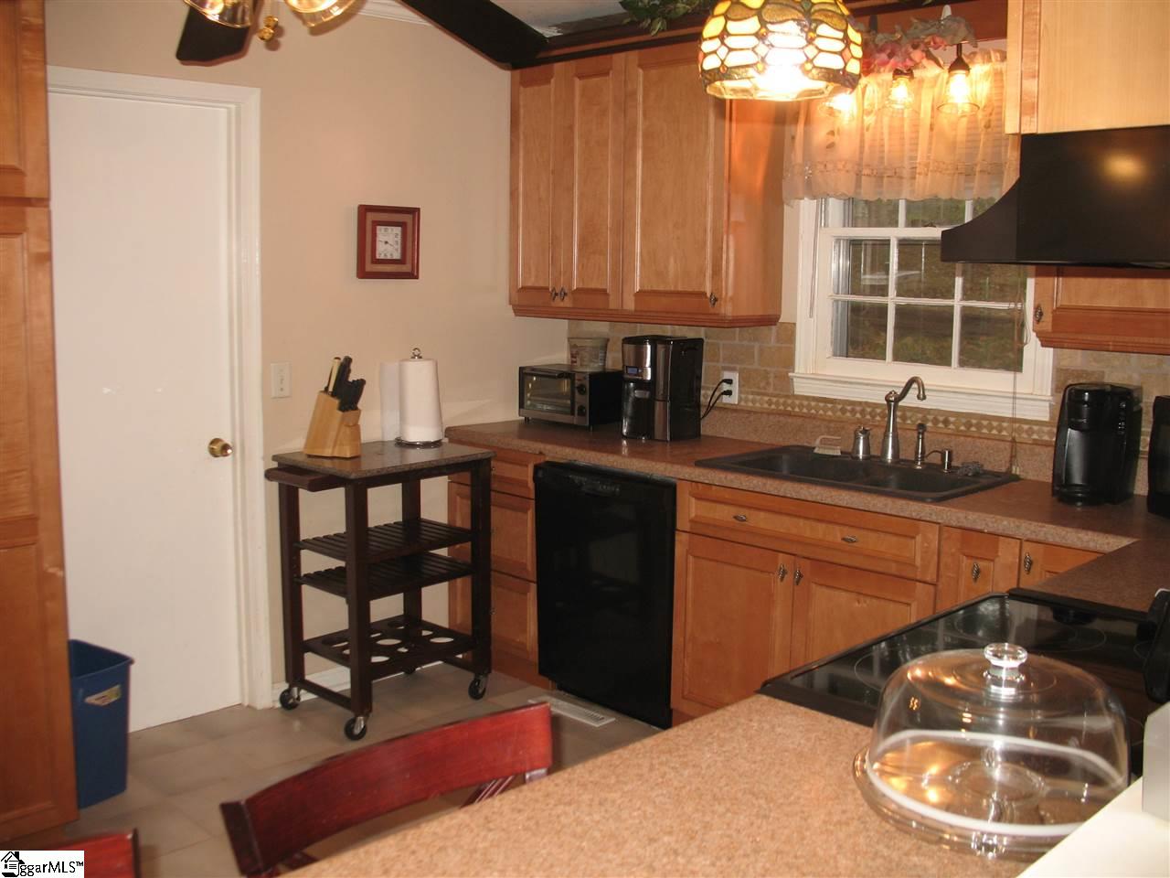 329 Bentwood Road Piedmont, SC 29673 - Photo 12 of 34 Gallery Image 12