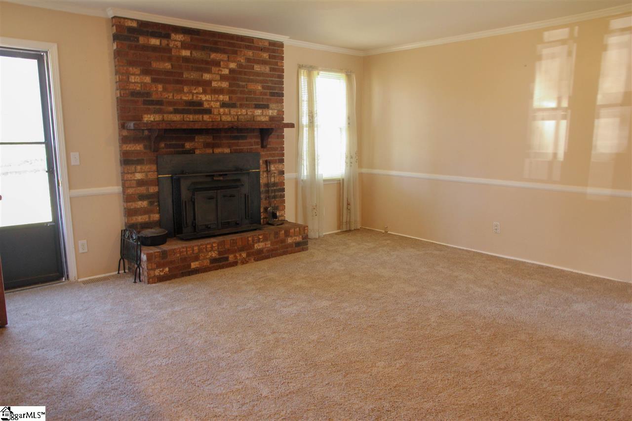 329 Bentwood Road Piedmont, SC 29673 - Photo 13 of 34 Gallery Image 13
