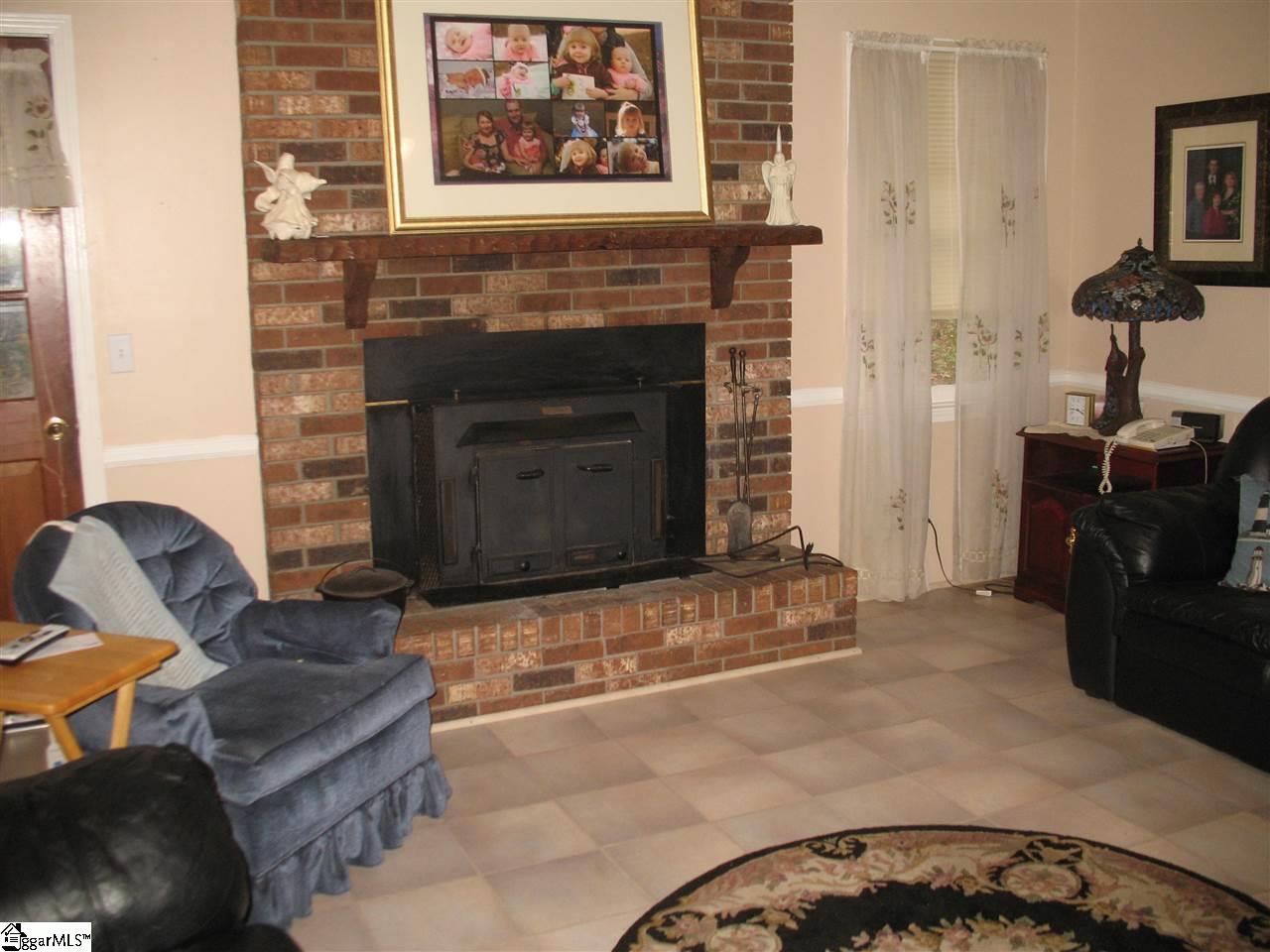 329 Bentwood Road Piedmont, SC 29673 - Photo 14 of 34 Gallery Image 14